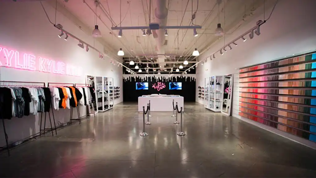 kylie jenner popup 5 | Carmel Cosmetics Labs