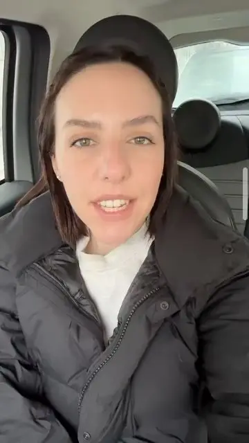 Témoignage vidéo d'une cliente ou d'un client de Carmel Cosmetics Labs