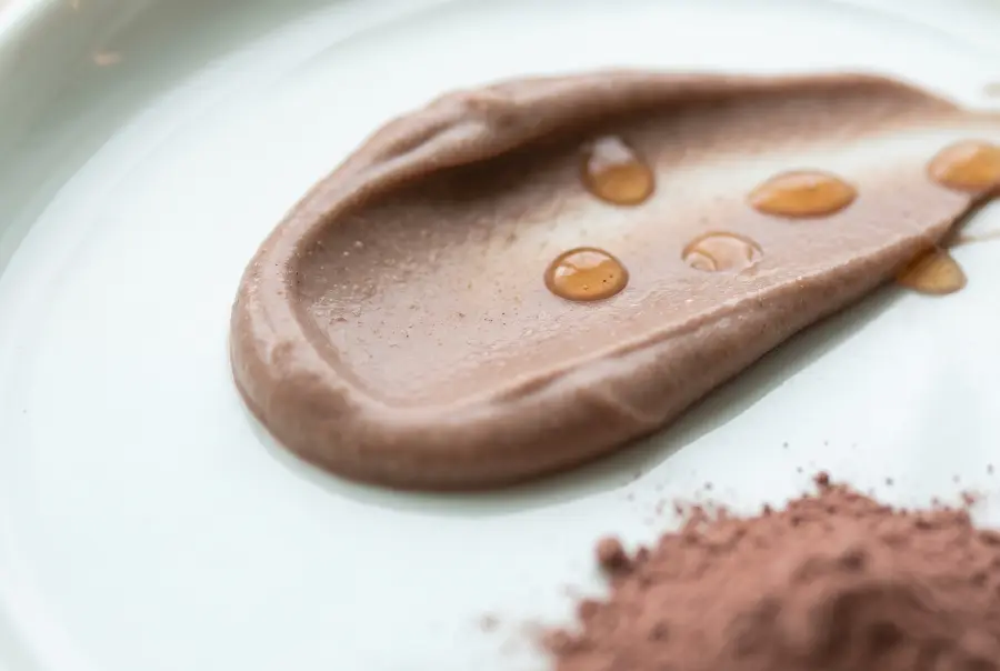 Texture après-shampoing rhassoul nourrissant en gros plan