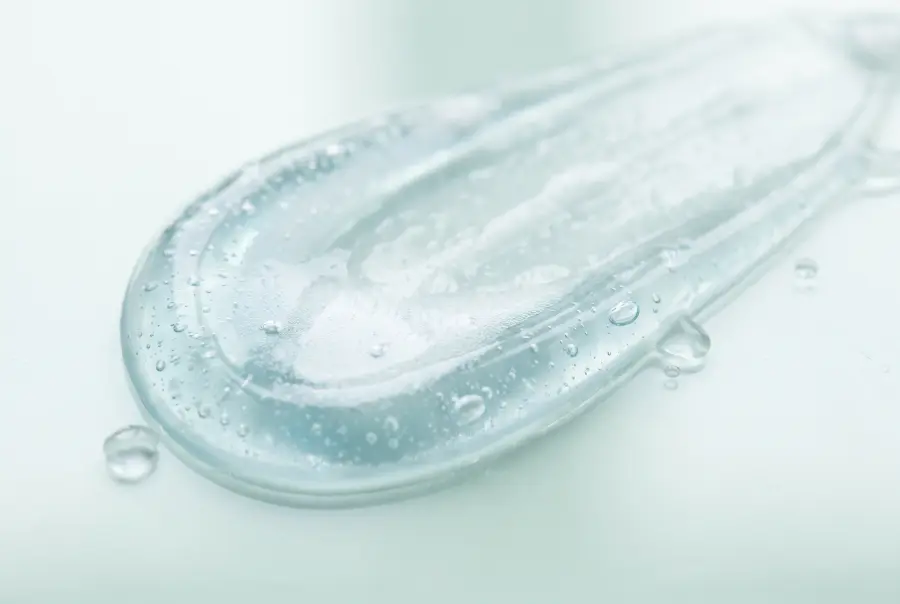 Texture gel nettoyant purifiant à l'acide salicylique en gros plan