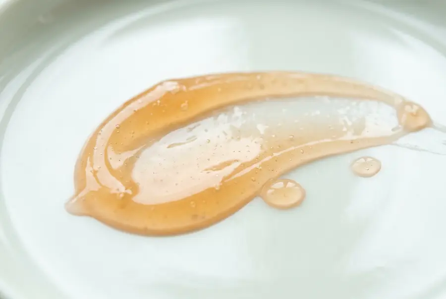 Texture shampoing à la kératine sans sulfate en gros plan