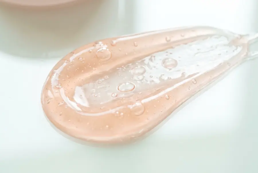 Texture shampoing doux sans sulfate pour enfant en gros plan