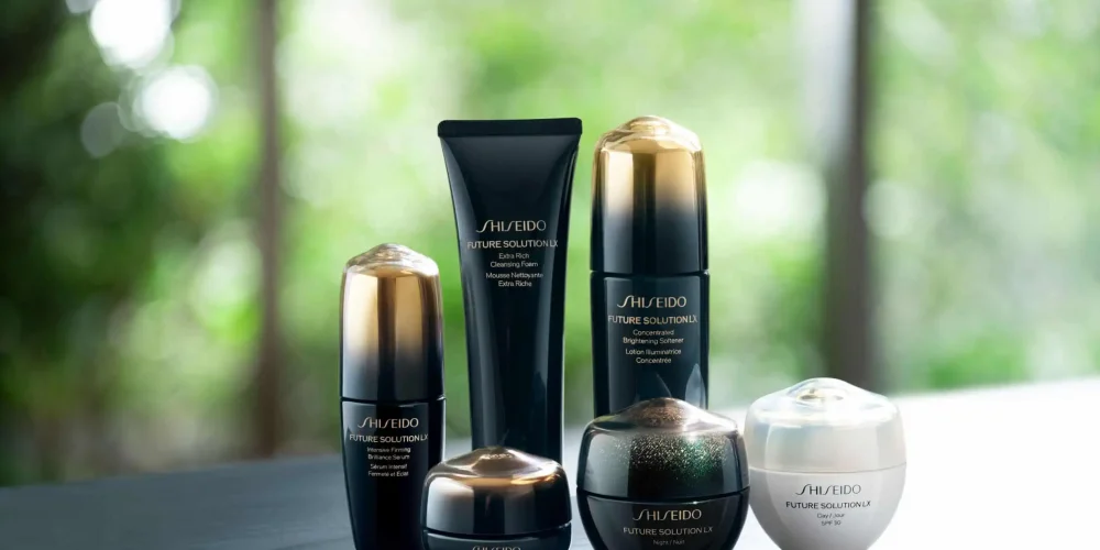 SHISEIDO_FUTURE-SOLUTION-LX_5_1